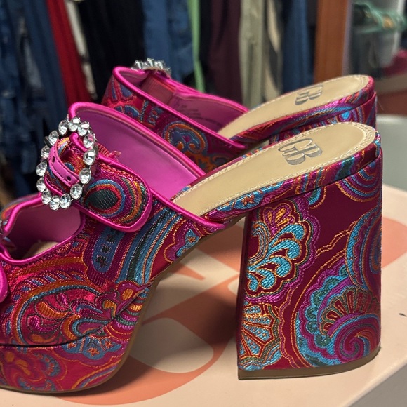 Gianni Bini Pink Paisley Mules with Rhinestone Buckle - Picture 6 of 12